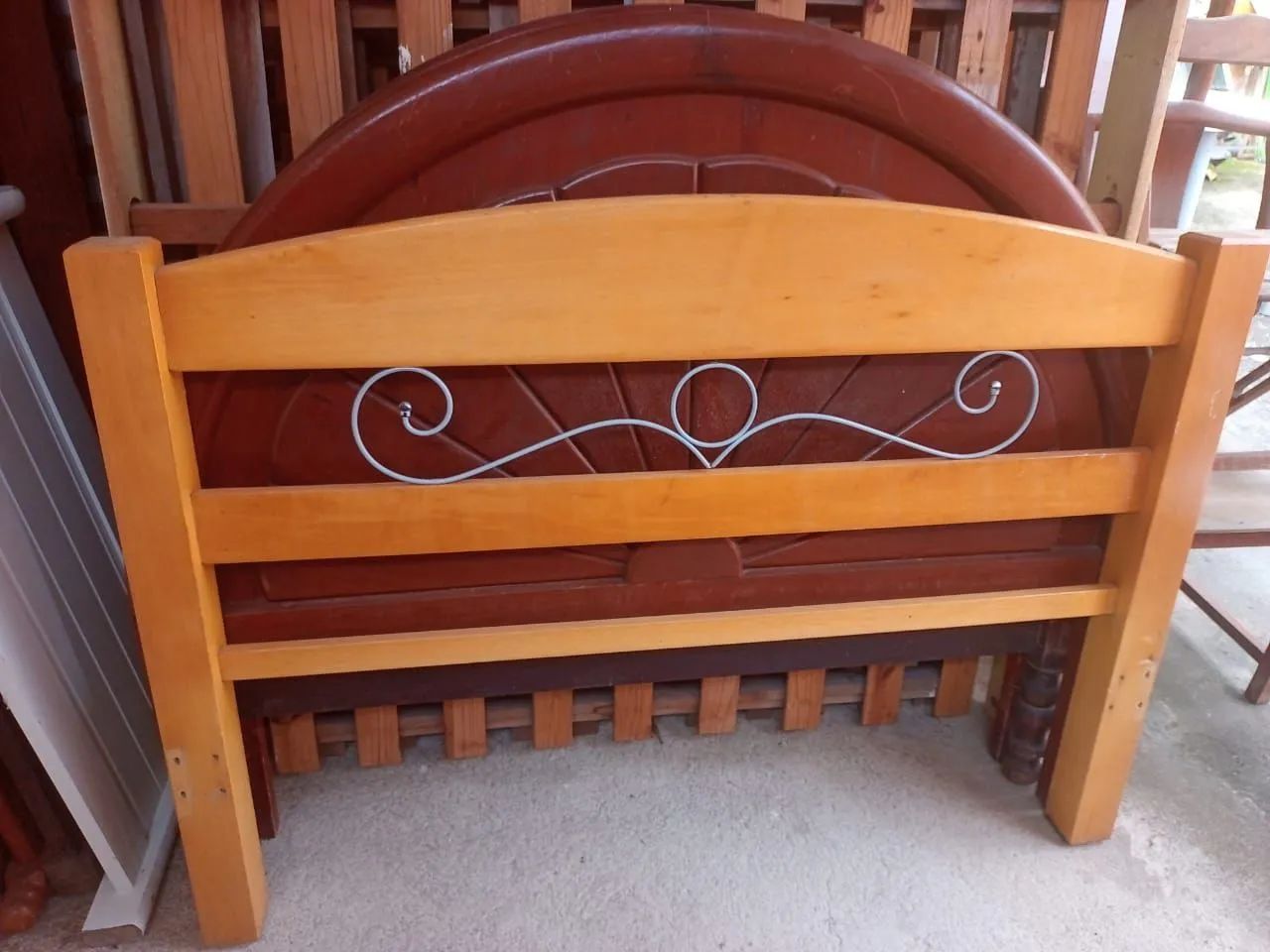 Cama casal ( madeira maciça) - Foto 2