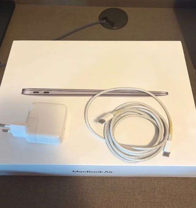 MacBook Air M1 2020 - 8GB RAM | 256GB SSD | Chip Apple M1