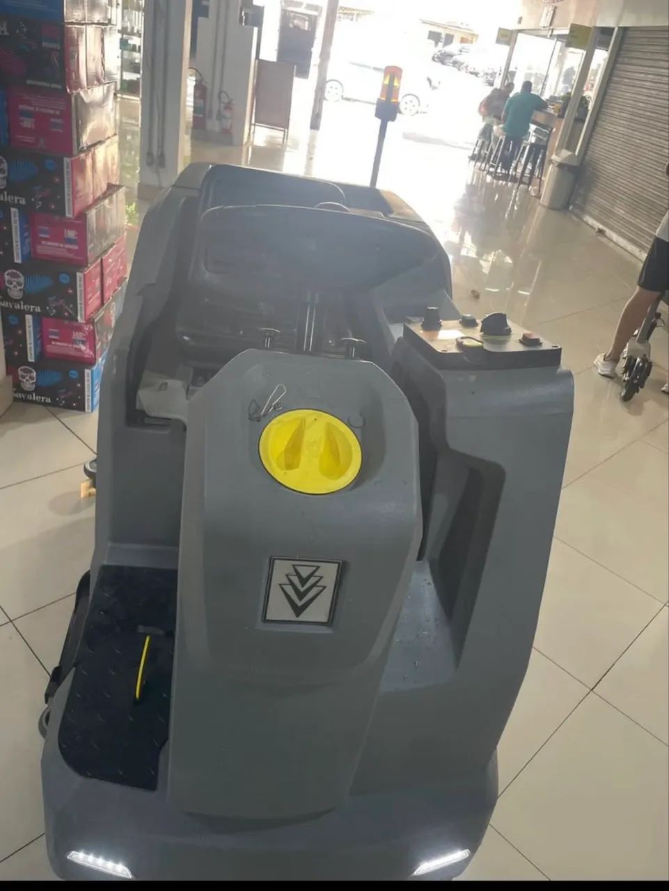 Lavadora e Secadora de Piso Kärcher B90 R  seminovo  - Foto 2