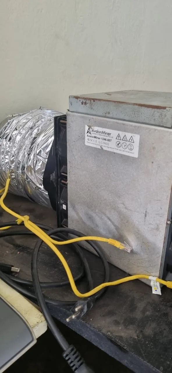 Minerador ASIC Bitcoin Canaan AVALON 1246-85T - Foto 5
