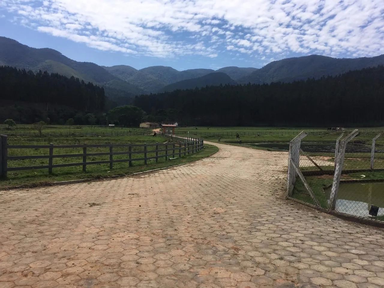 FAZENDA RURAL em LAGOINHA - SP, CENTRO - Foto 4