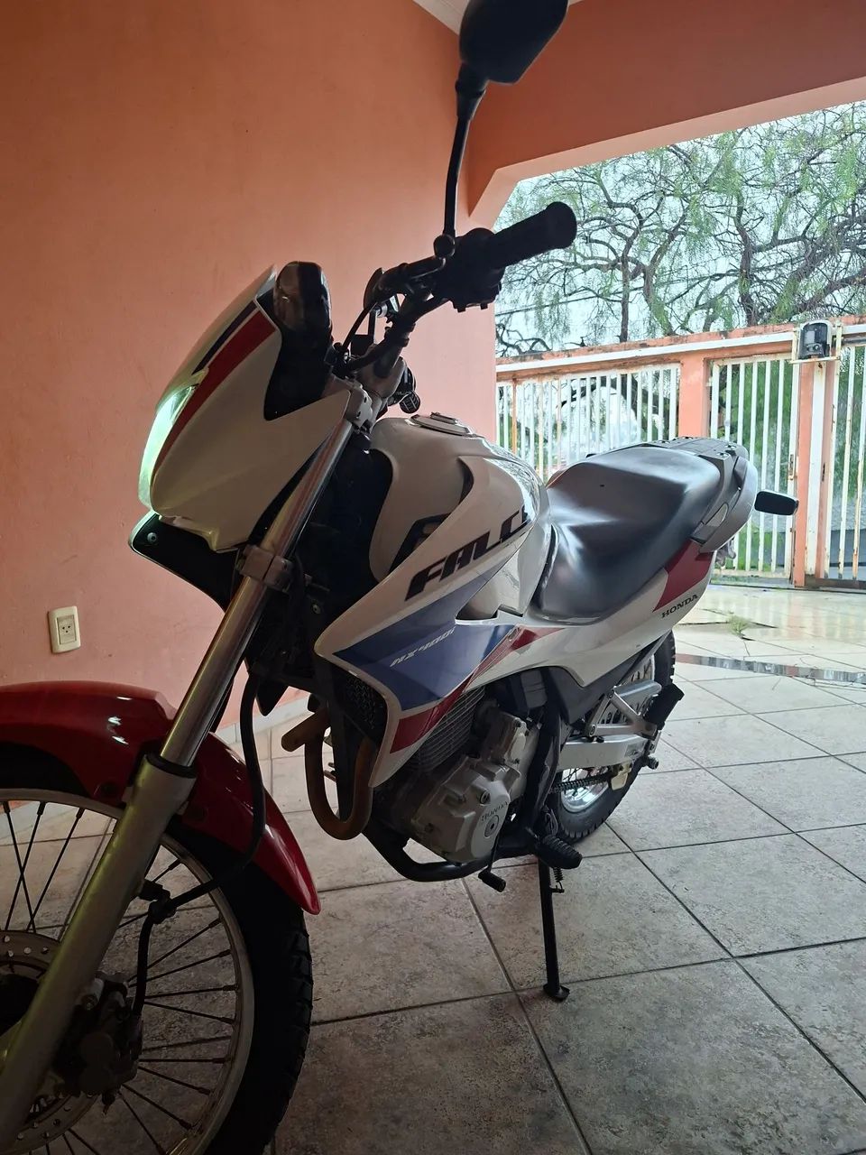 Nx400i