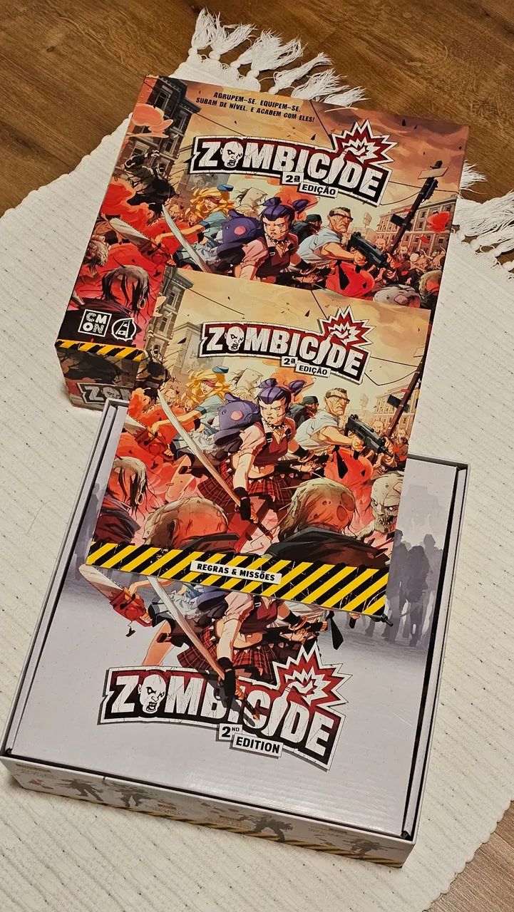 Zombicide 2a segunda edição sleevado em perfeito estado - Foto 2