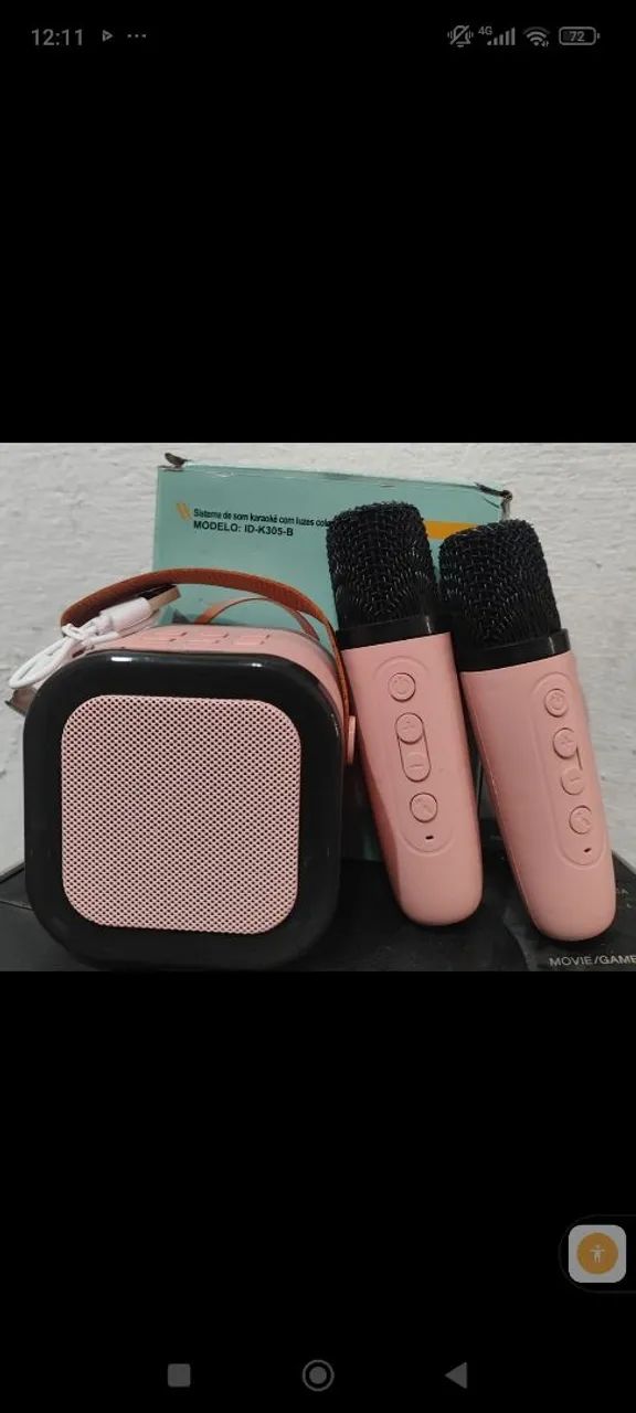 Caixinha karaokê com 2 microfones 