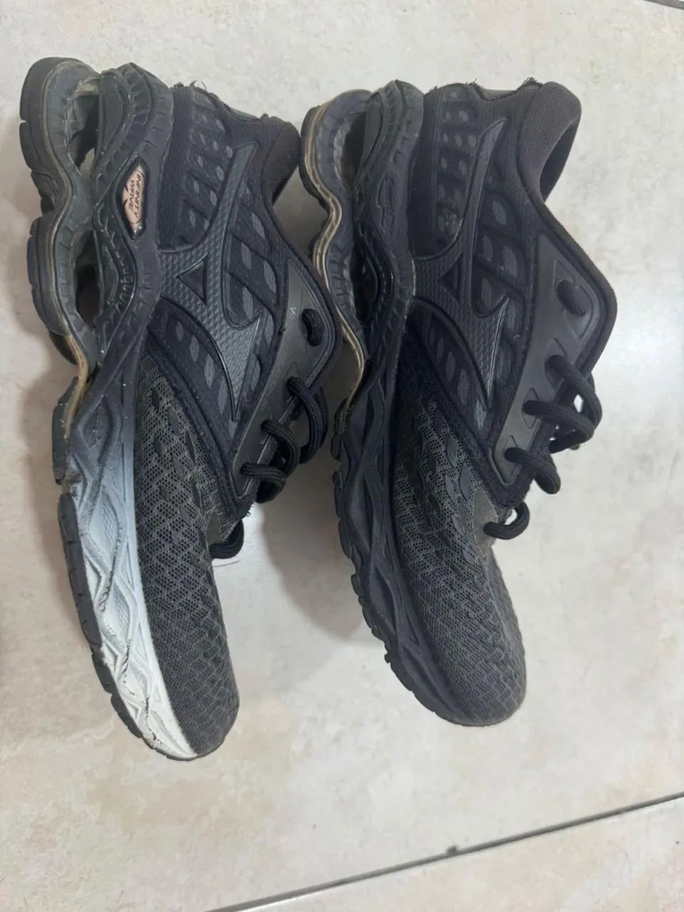 MIZUNO INFINITY WAVE