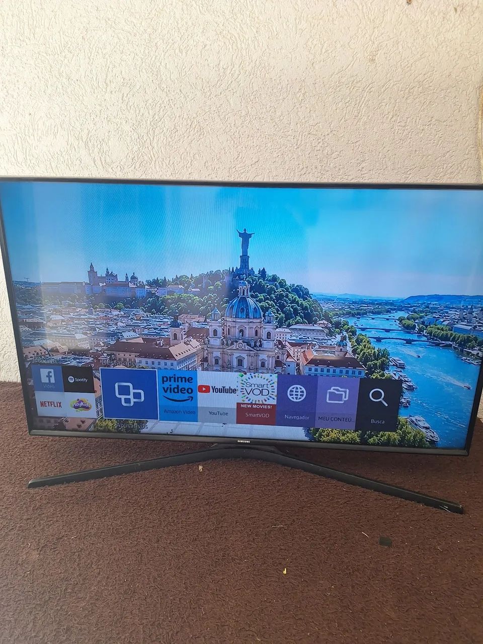 TV SMART SANSUNG 40 POLEGADAS FUNCIONANDO PERFEITAMENTE SEM DETALHES ACEITO CARTÃO  - Foto 2