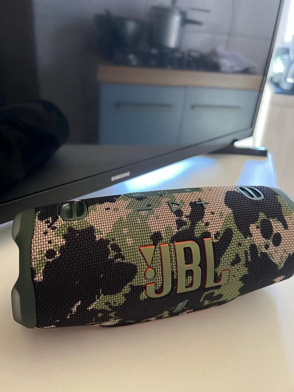 JBL CHARGE 6 - CAMUFLADA - Foto 2