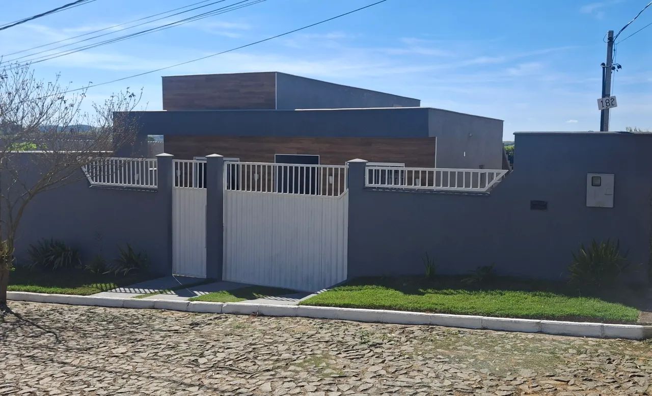 Excelente imóvel em Goianá. 