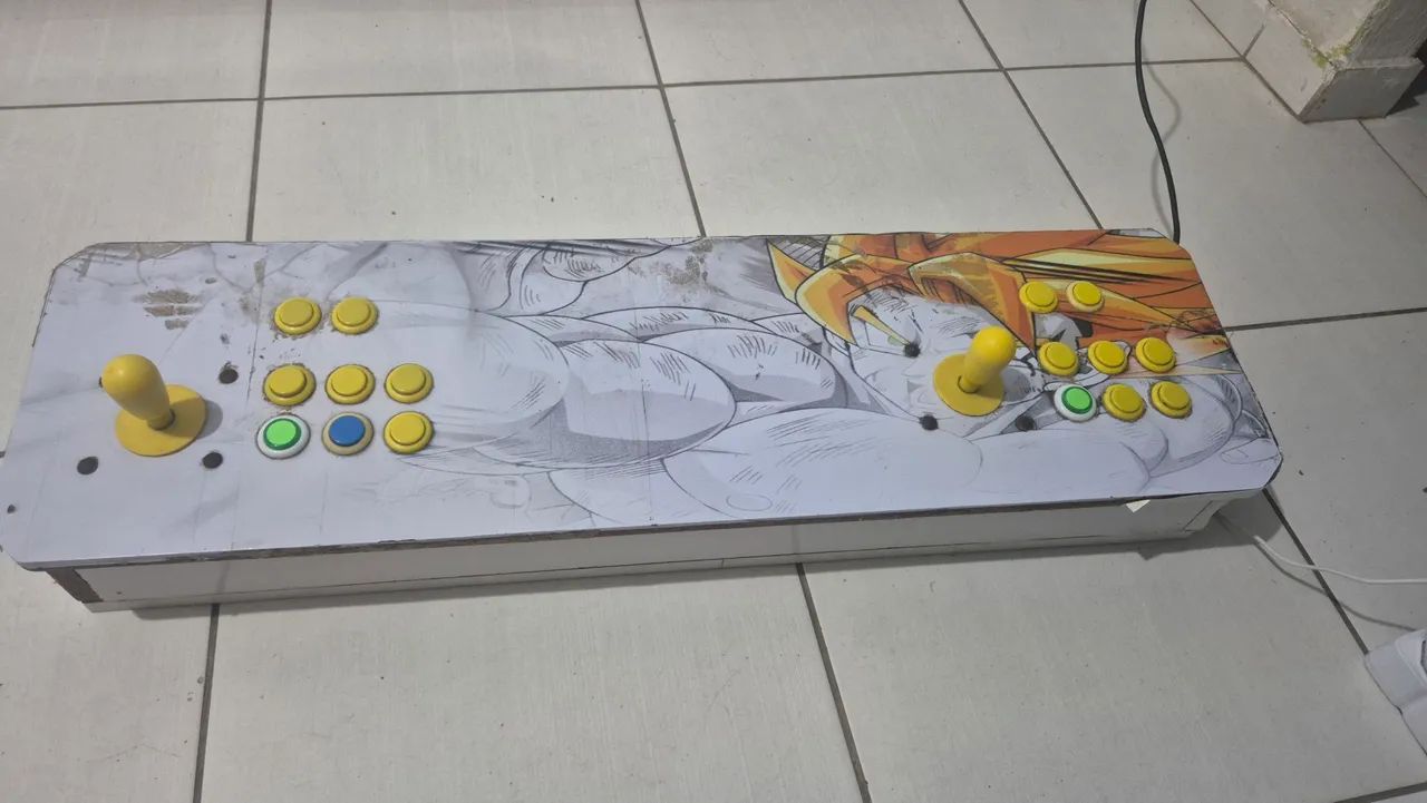 Vendo fliperama em excelente estado.