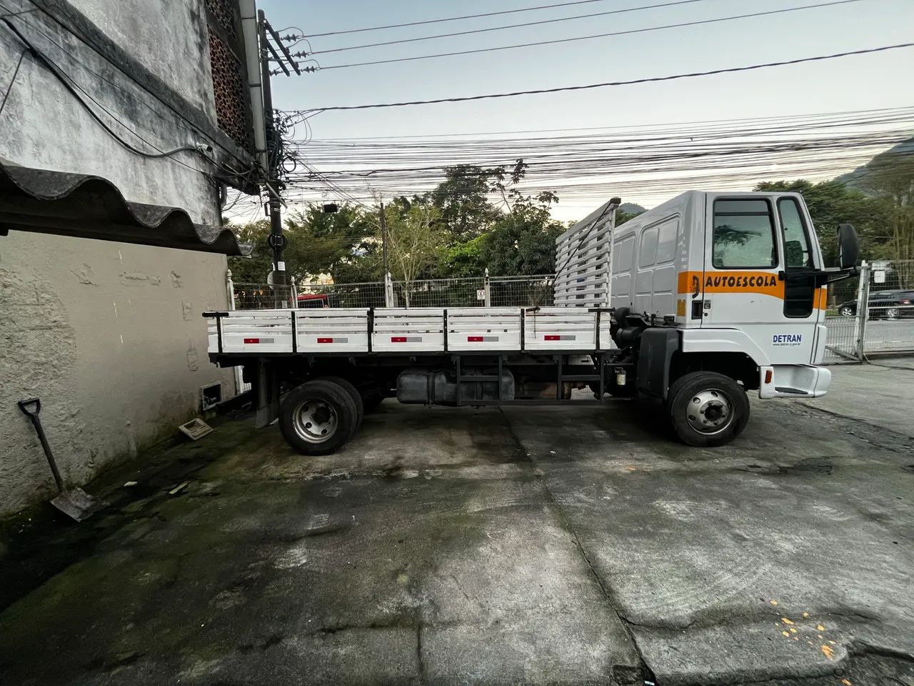 Ford Cargo 712 - Foto 2