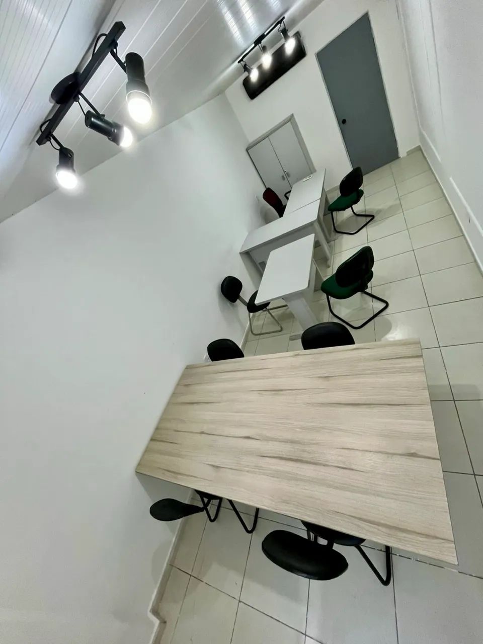 SALA COMERCIAL MOBILIADA - TAMBAÚZINHO | R$ 1.000/MÊS - Foto 4