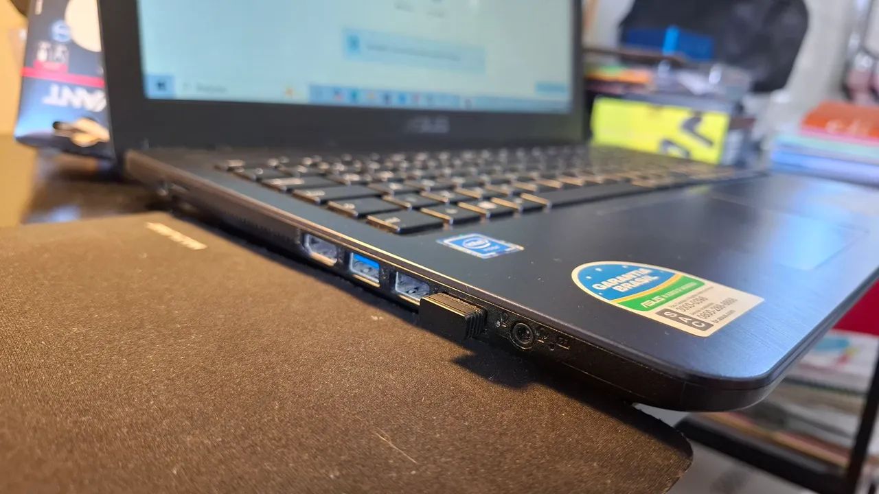 Notebook Asus vivobook  - Foto 4