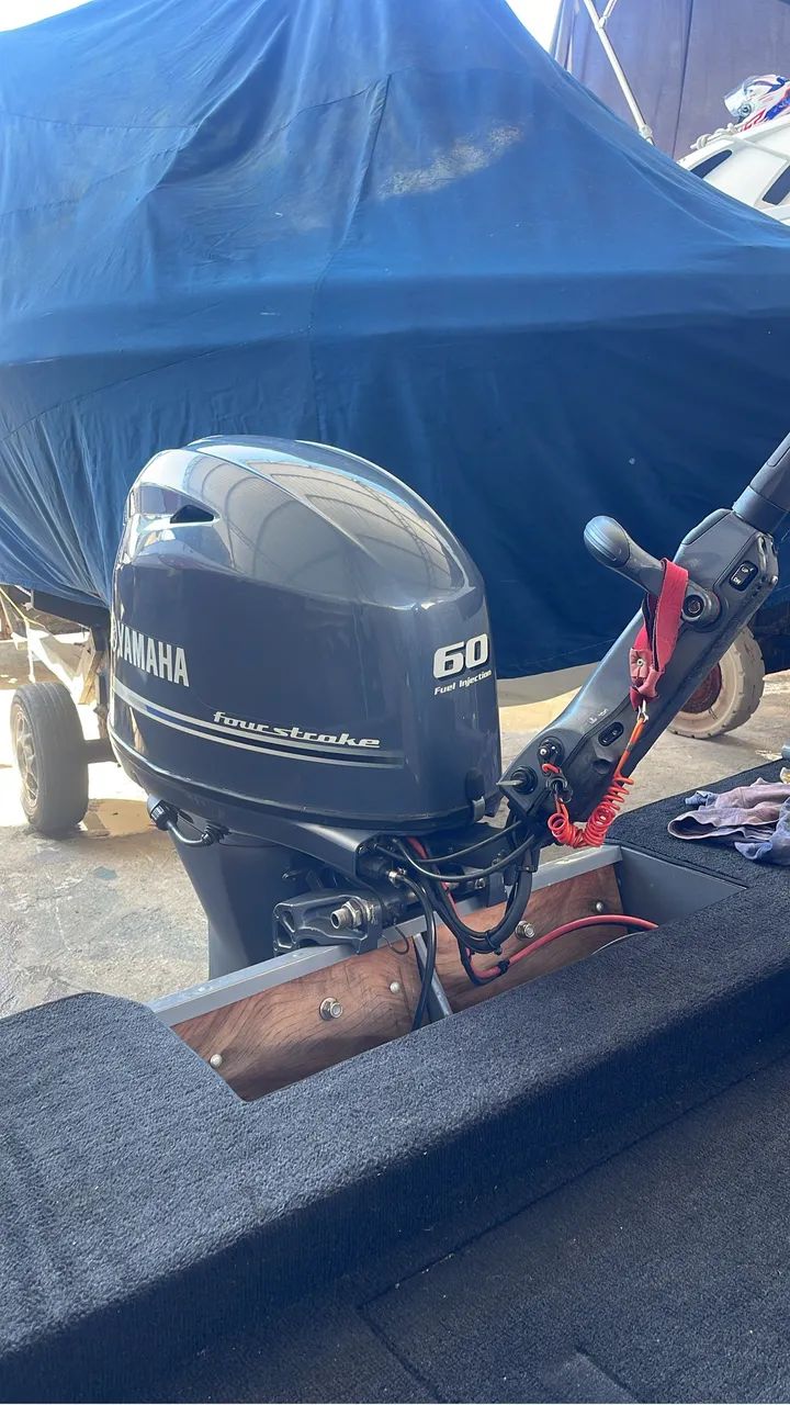  Vendo ou troco - Motor de Popa Yamaha 60HP 4T com Manche - Foto 3