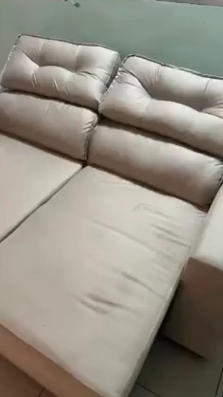 Sofá Retrátil Dois Lugares 