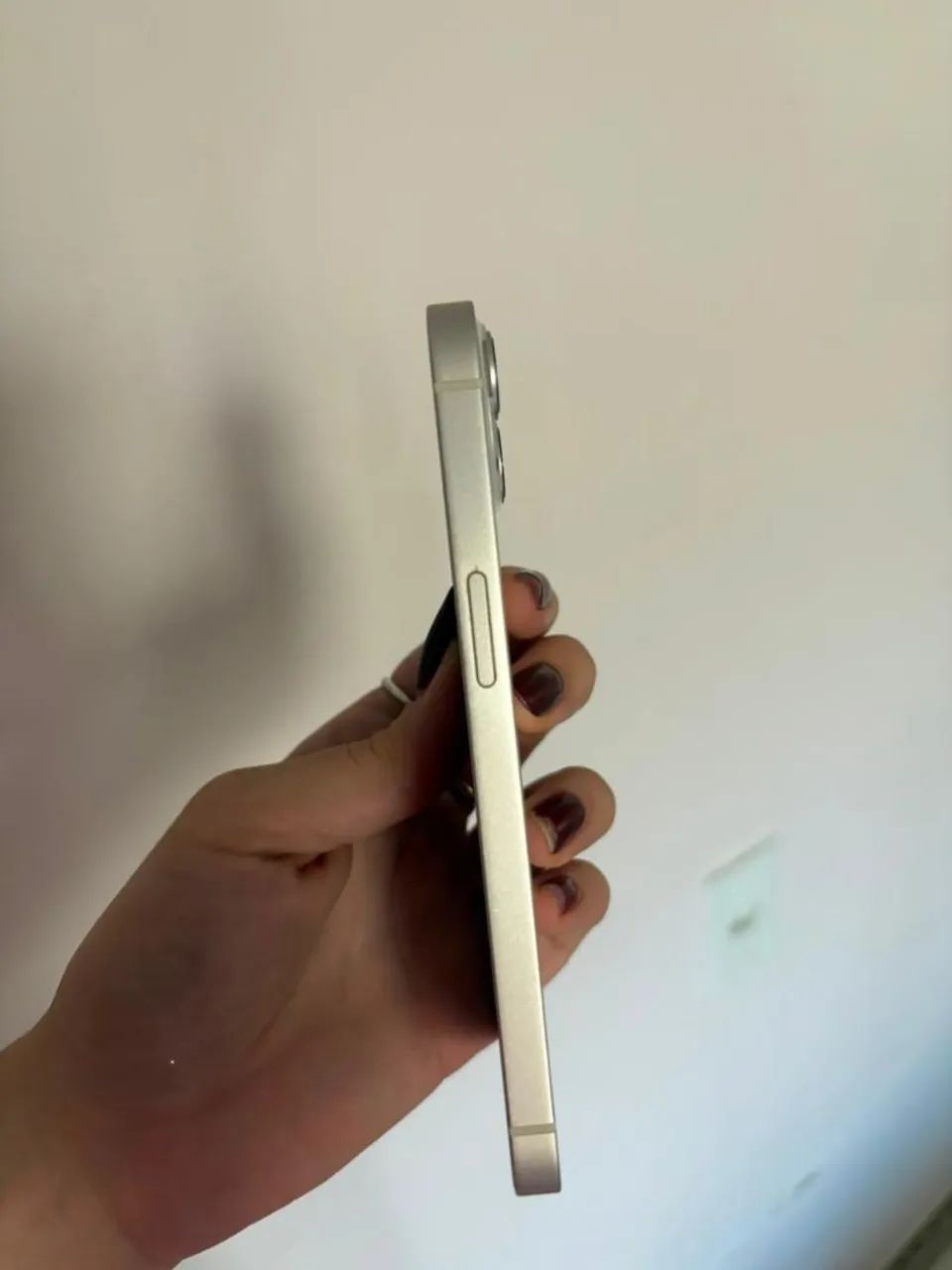 Vendo iPhone 13 128GB Branco no precinho - Foto 5