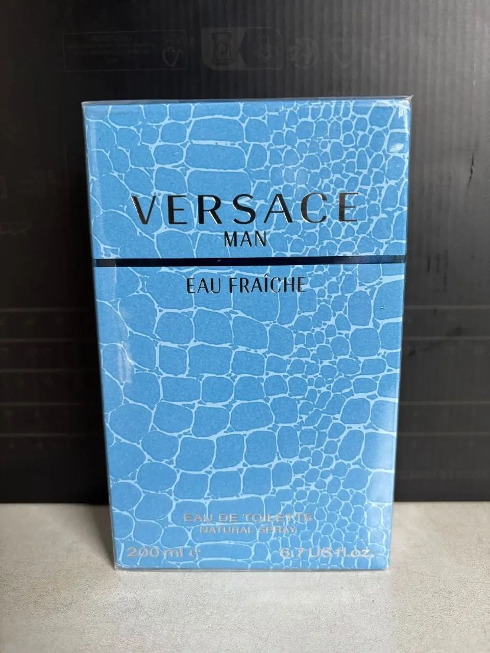 Versace man eau fraiche 200ml lacrado!
