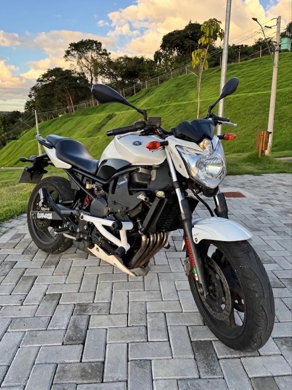 Yamaha XJ 6 