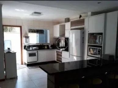 Casa 6 Dormitorios, sendo 2 Suites - CEN - Foto 3