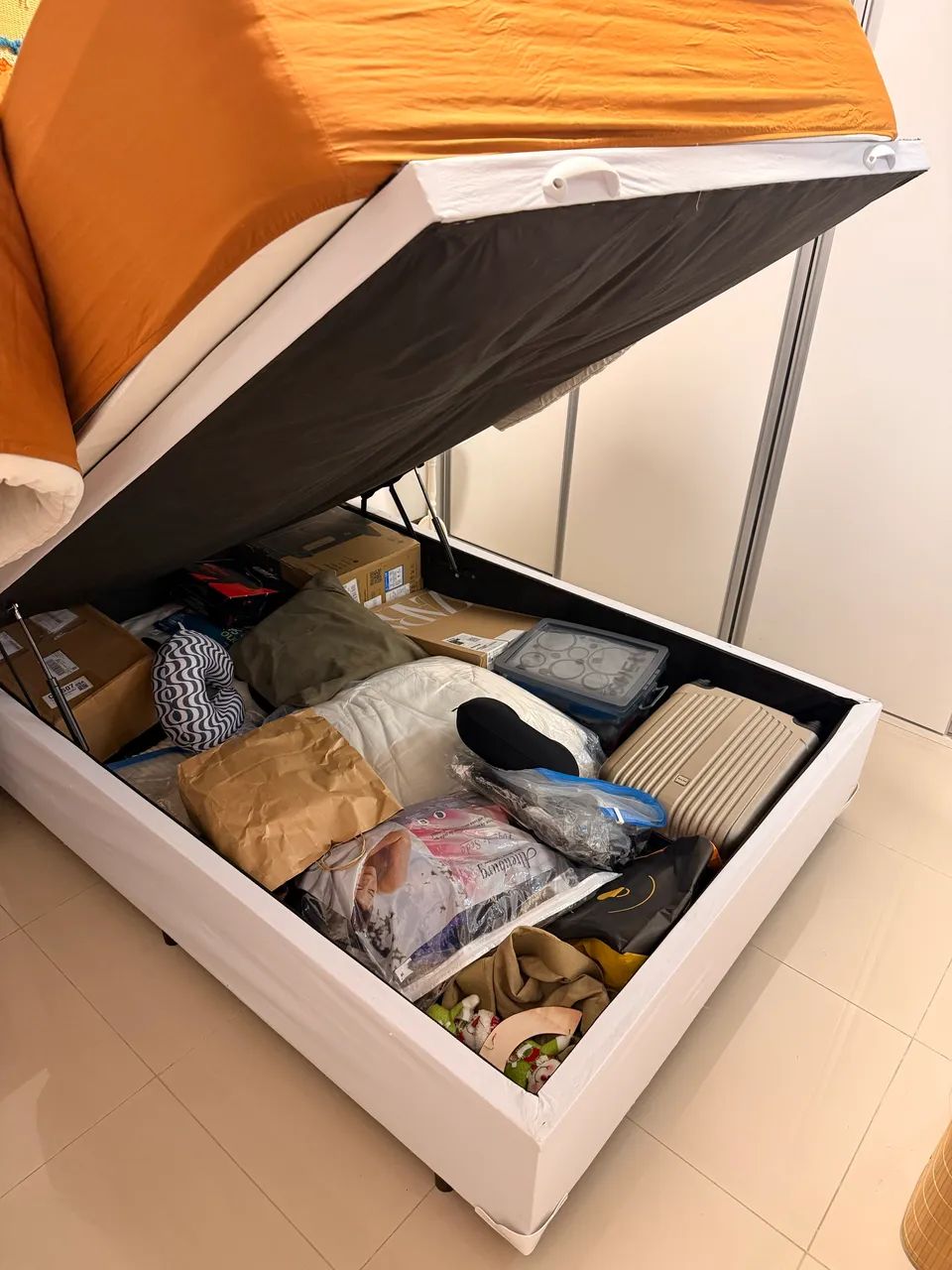 Cama de Casal (colchão + box baú)  - Foto 5