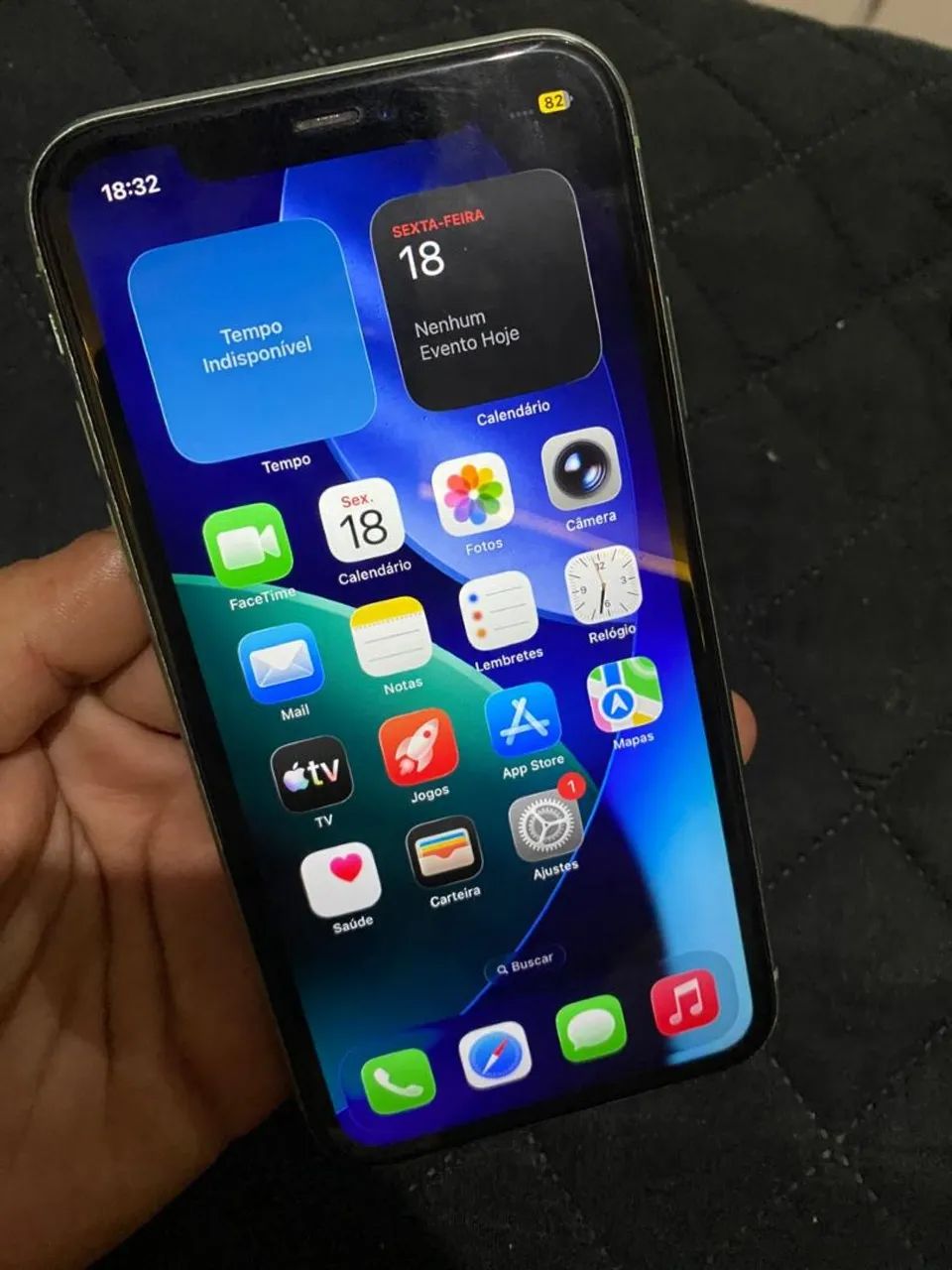 iPhone 11 64 GB em bom estado  - Foto 4