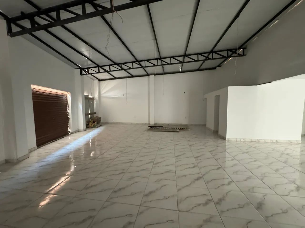 Imóvel para aluguel possui 217 metros quadrados em Morada da Serra - Cuiabá - MT