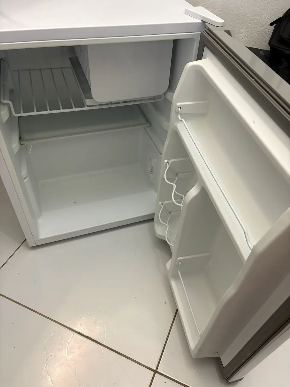 Frigobar 73L - Foto 3