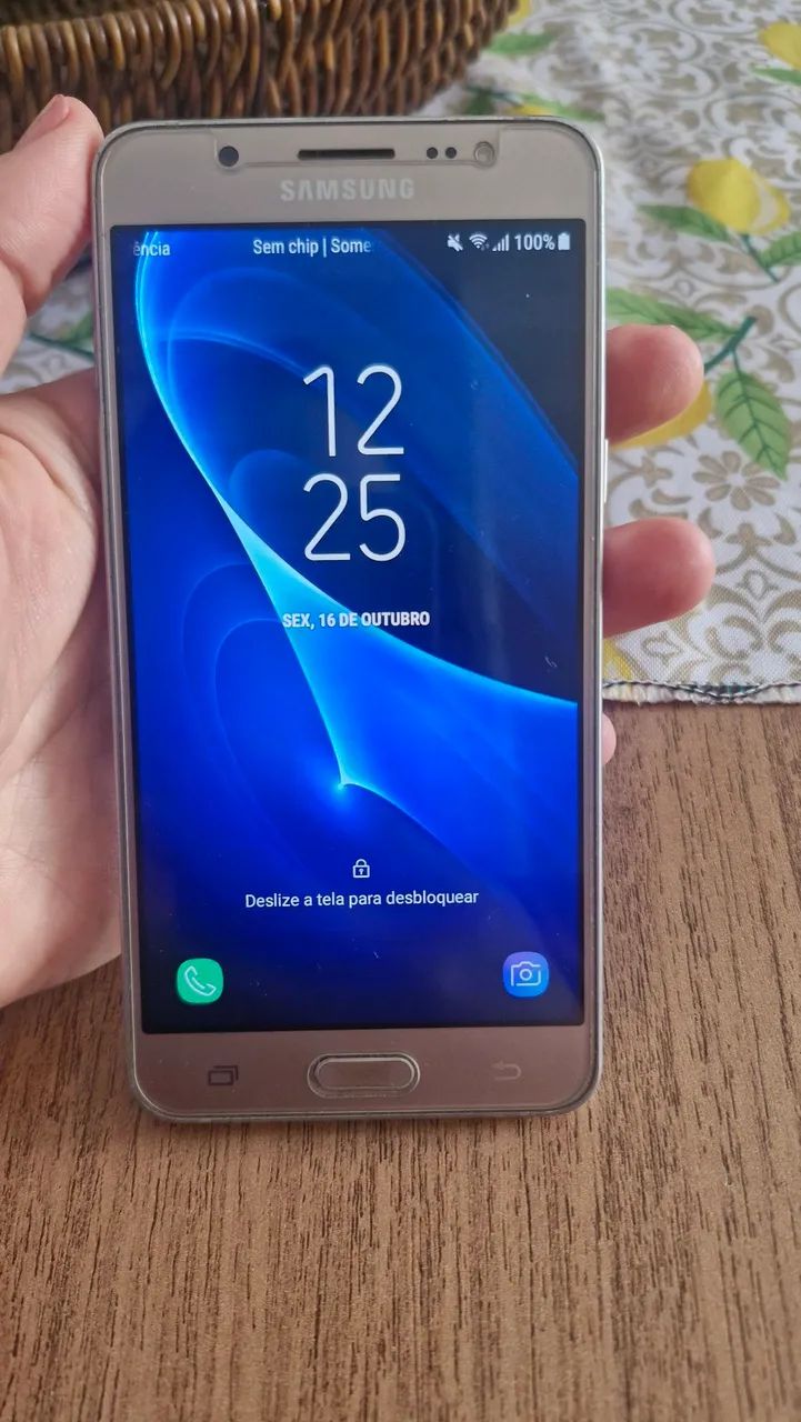 Galaxy J5 ( Ótimo Estado )