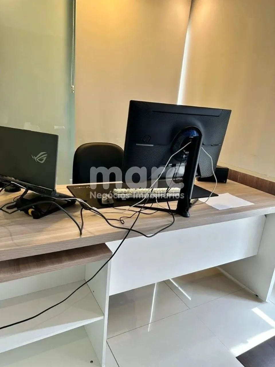 Sala comercial , ótima localização, 01 vaga de garagem. Agende a sua visita. - Foto 4