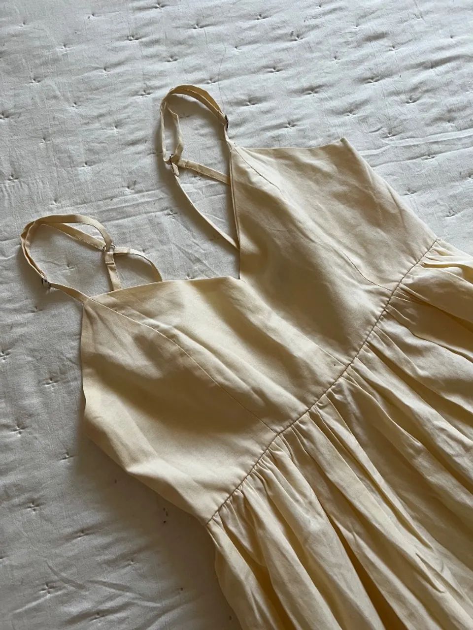 Vestido amarelo manteiga - Foto 2