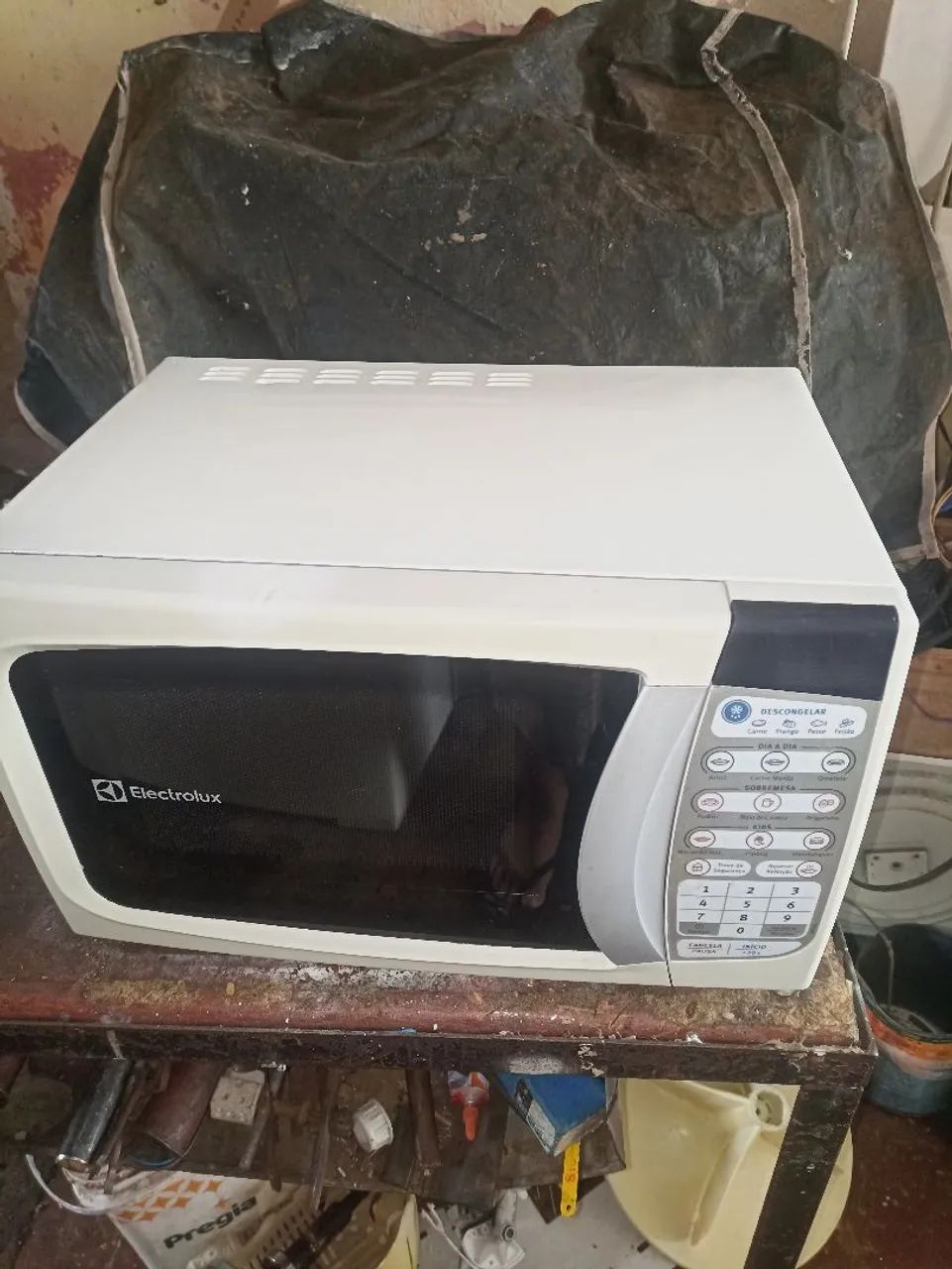 Microondas Eletrolux 21L 110v