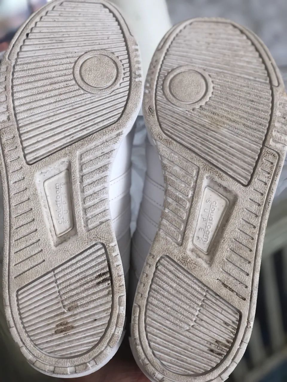 Tênis Adidas Branco com Dourado Original  - Foto 2