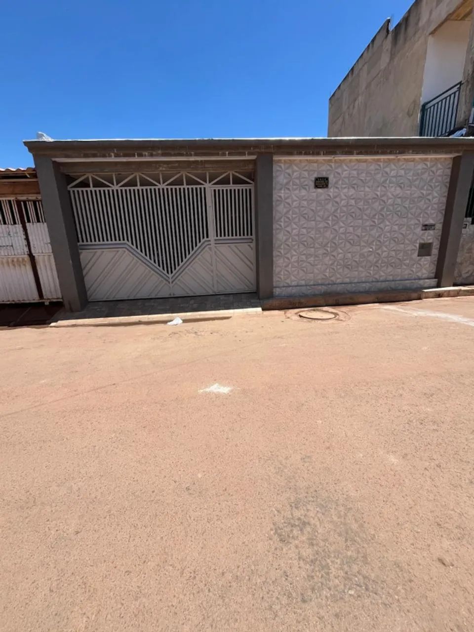 LOTE DE 2 FRENTES ? CASA, SOBRADO E LOJA - Foto 3