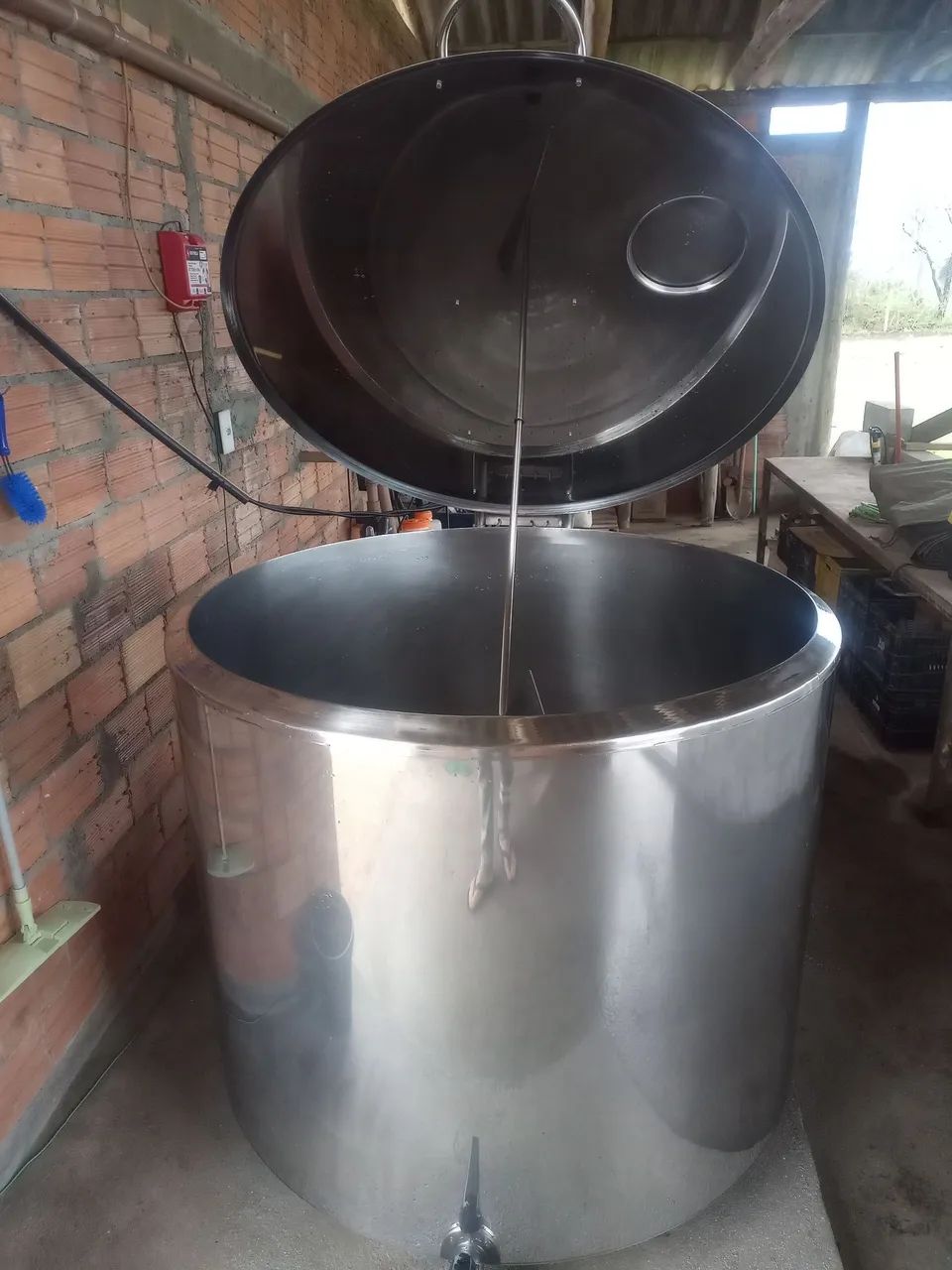 Resfriador de leite mais ordenha 