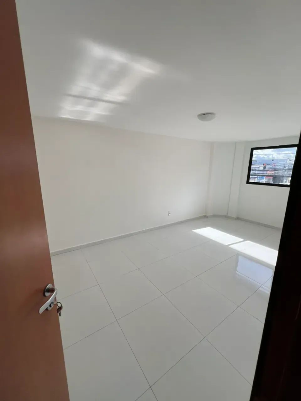 SALA COMERCIAL PROXIMO AO MIDWAY