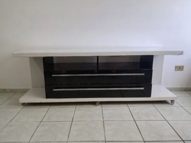 Rack Preto e Branco 1,80m com 2 Gavetas