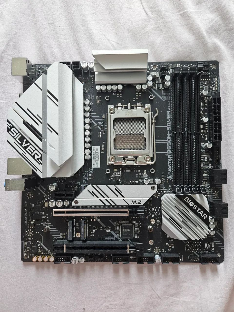 LEIA O ANÚNCIO - Placa mãe Biostar B650m Silver