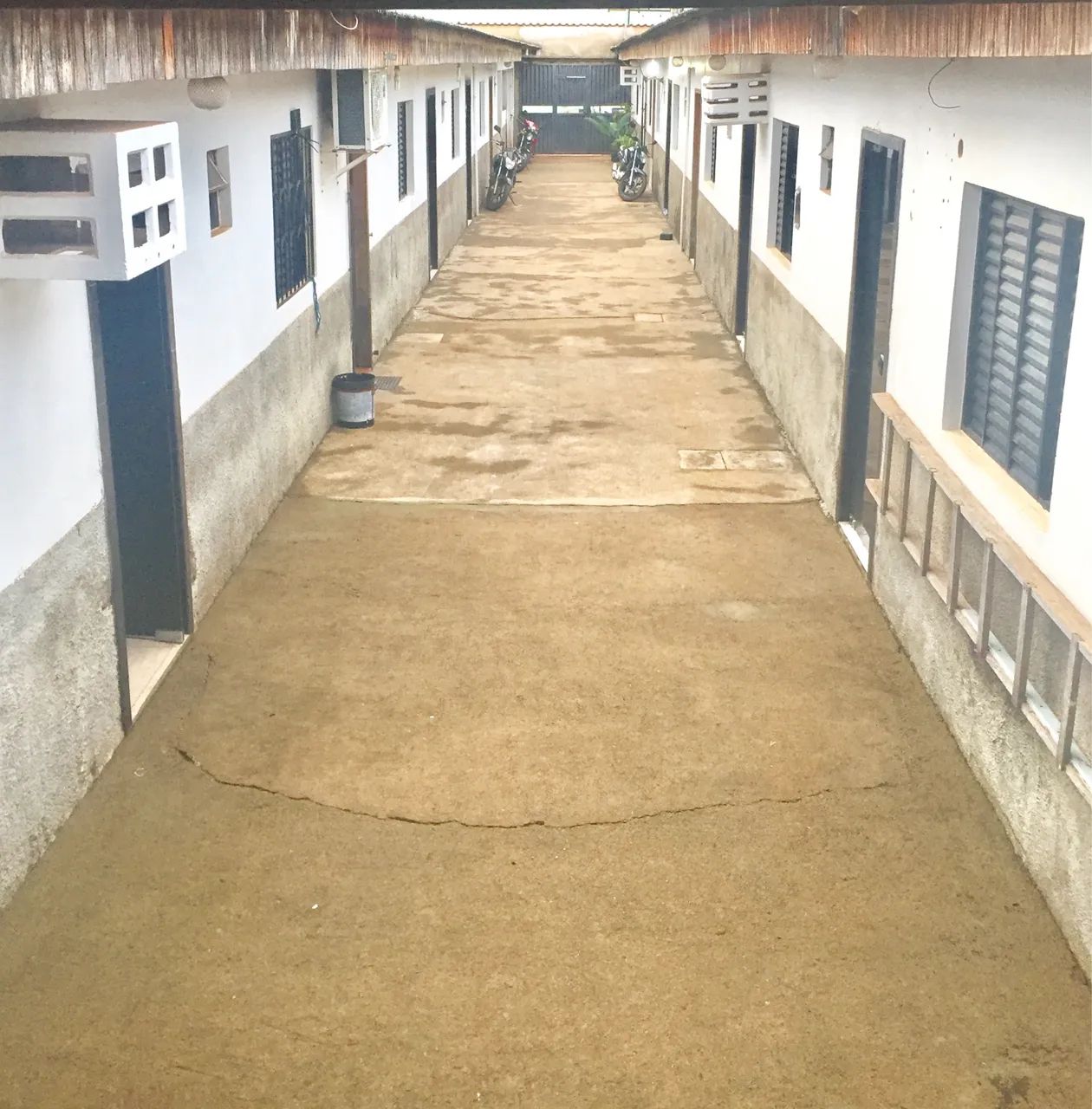 Alugo apartamento ou melhor kitnet  - Foto 2