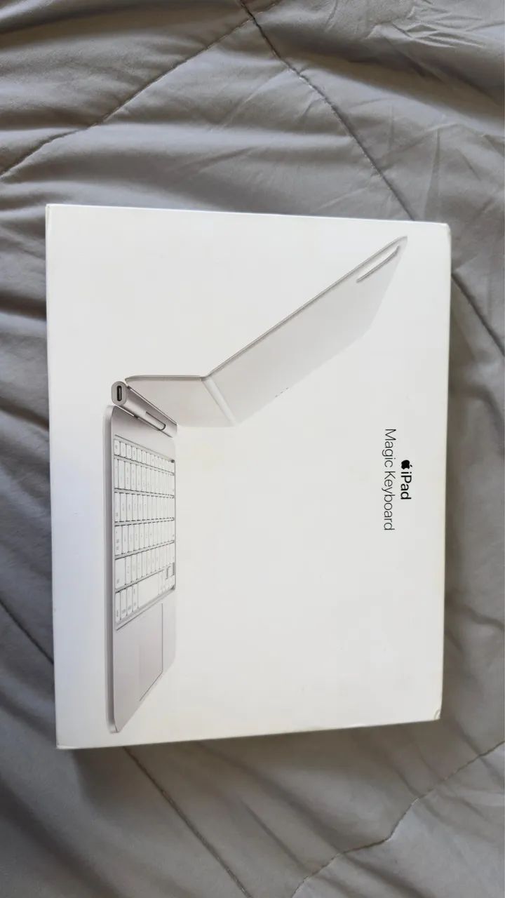Teclado Apple Magic Keyboard MWR03LL/A para iPad Pro 11" (M4) - Foto 4