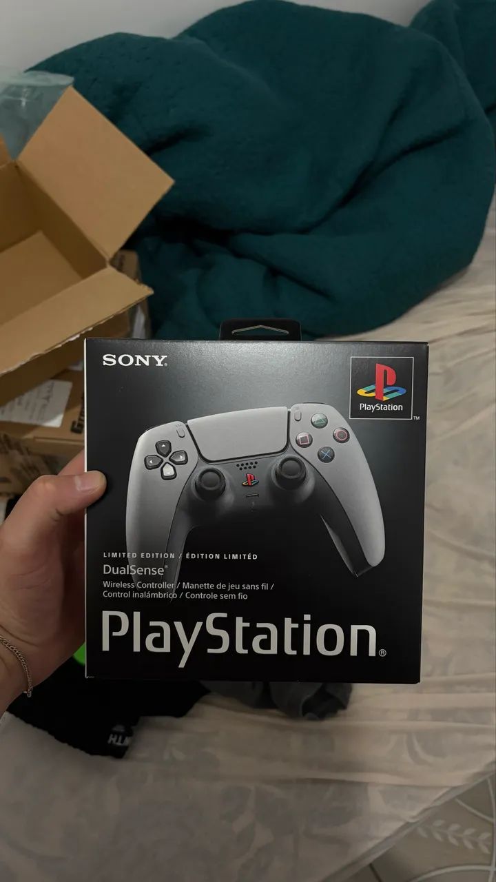 Controle PS5 30th