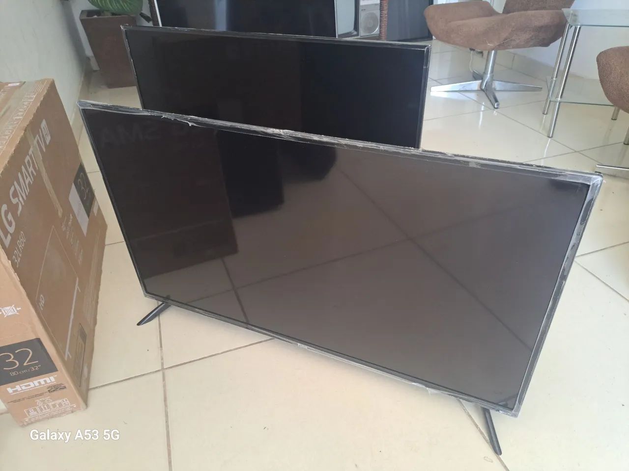 Vendo tvs em perfeito estado de conservação só pegar e usar zap *