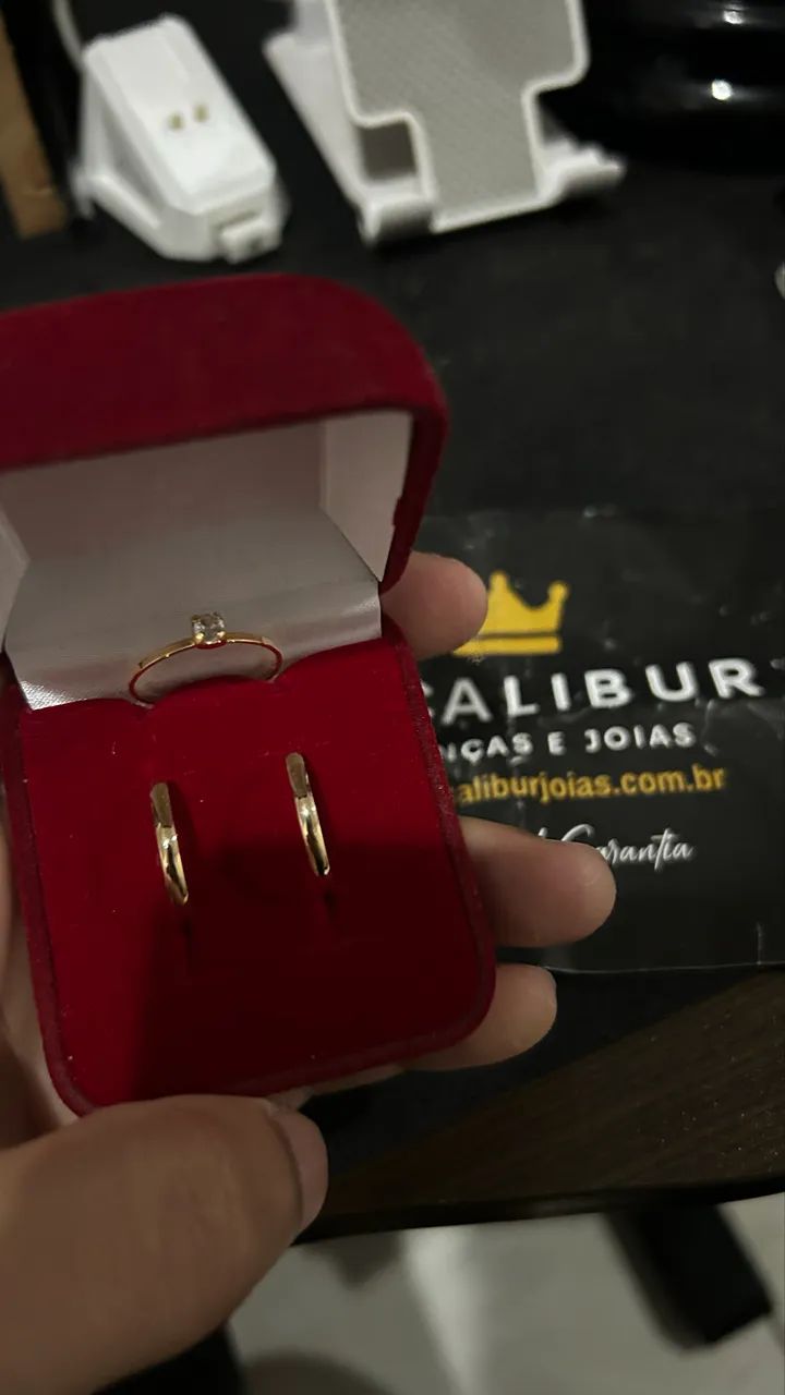 Alianças 18k 2mm Noivado + Anel dourado