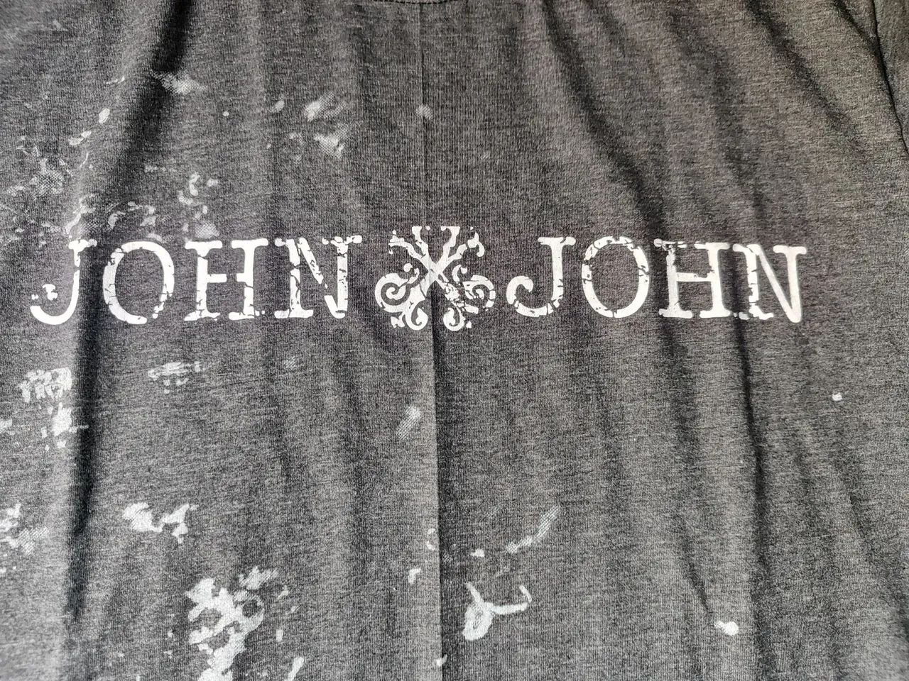 Camiseta John John Destroyed - Foto 2