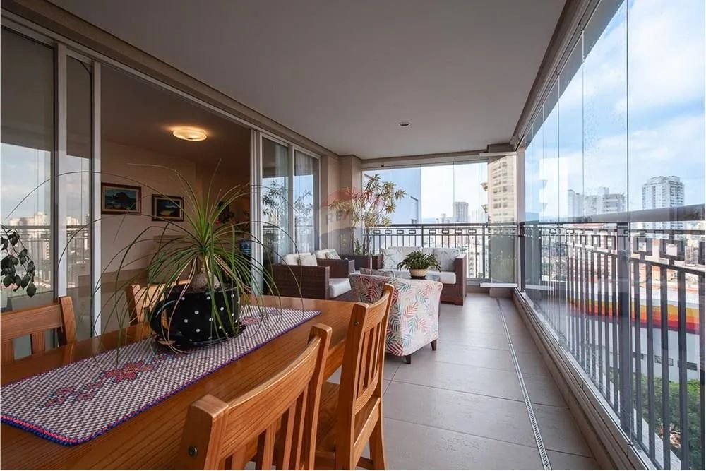 Apartamento tipo para venda com 3 quartos, sendo 2 suítes, 170m² - Foto 5