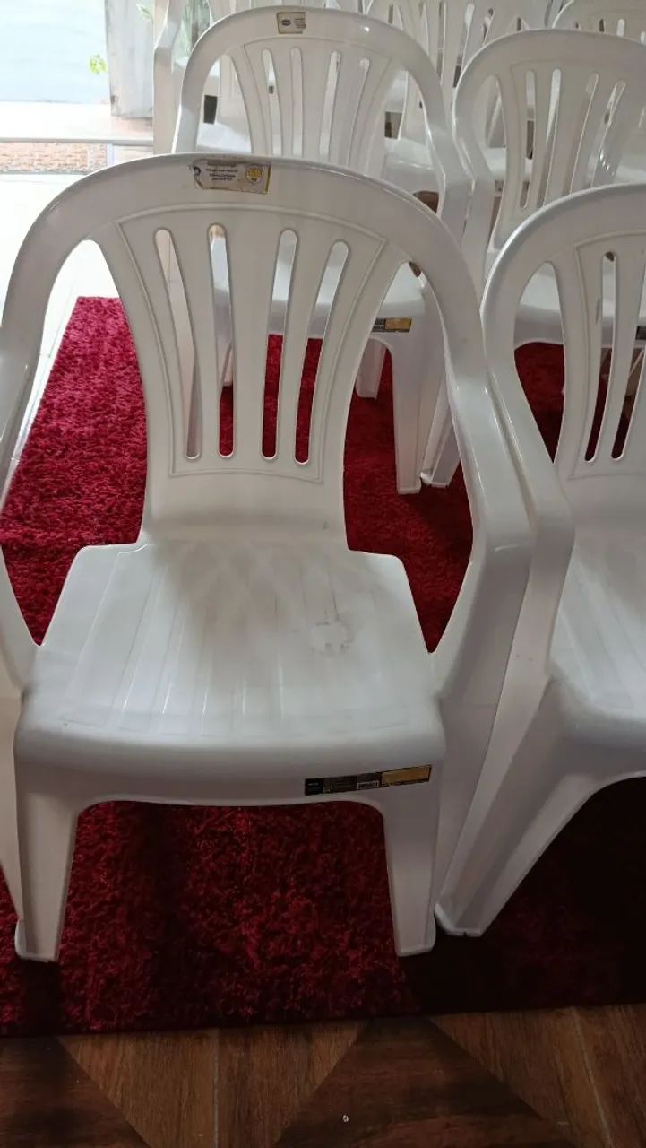 Cadeiras usadas pra igreja 