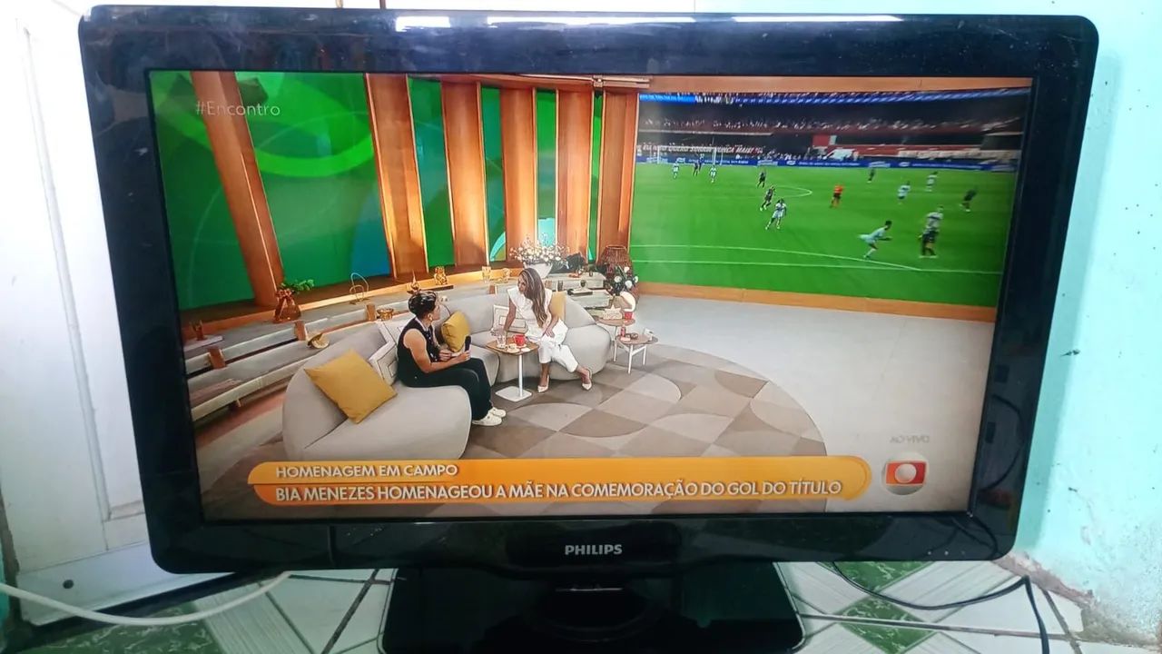 TV.  Philips.  32.  LCD.  Não.  E.  Smart.  Com.  Controle.  Leia - Foto 3