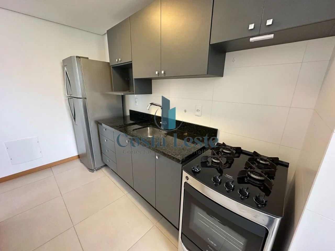 Apartamento de 1 dormitório com sotão na Trindade - Foto 4