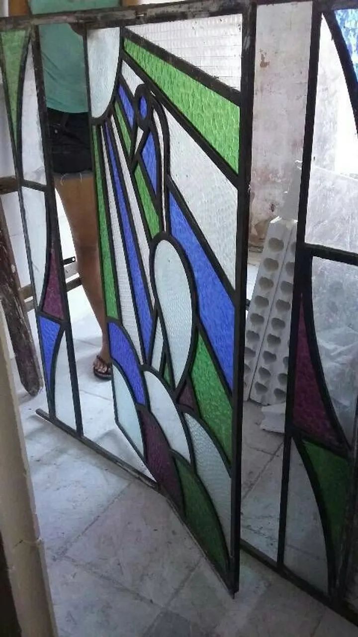 Janelas de vidro decoradas. - Foto 4