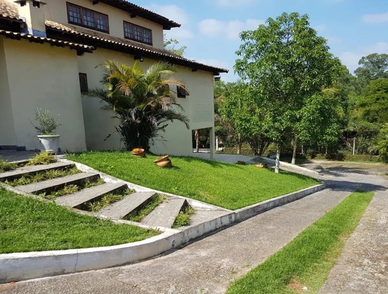 Casa Térrea com 4 dormitórios Para Venda em Localização Privilegiada! - Foto 2