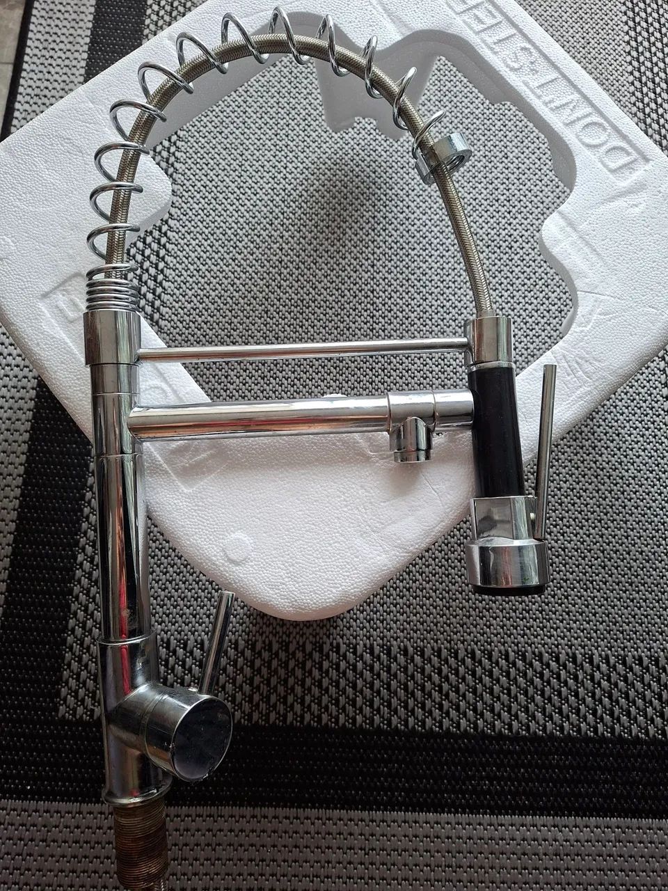 Torneira Gourmet Inox cozinha com 2 comandos - Foto 4