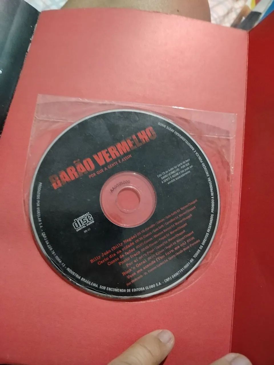 Livro da banda barão vermelho, incluso cd  - Foto 2
